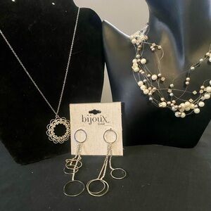 Silver Sparkling Pendant Necklace & Earrings, Off White & Gray Pearl Choker